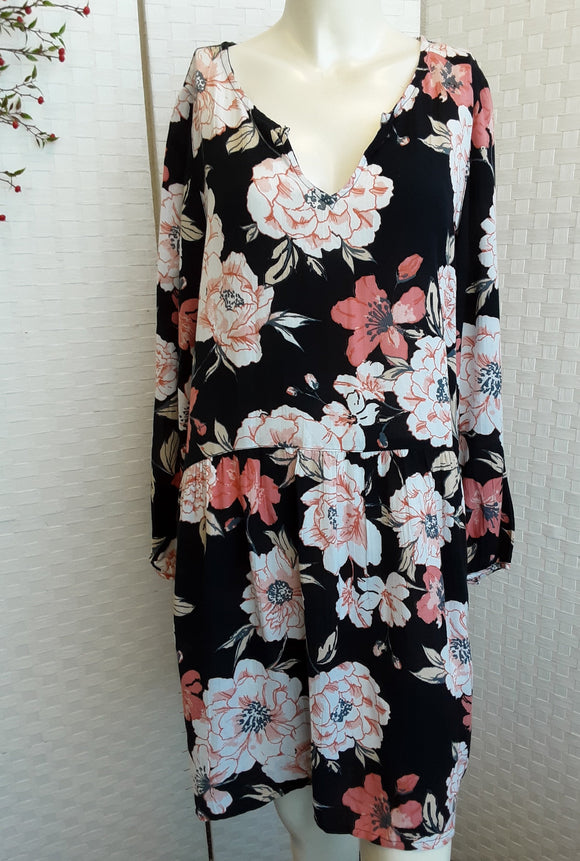 Roxy Floral long sleeve dress. Size M/10